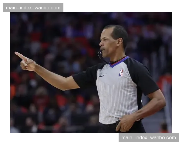 传奇裁判肯尼·贝莱斯宣布，将在执法完一场冠军赛后退休