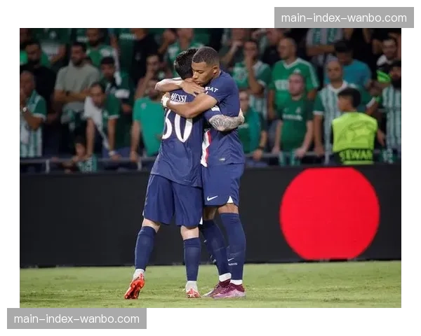 速报:里昂2-2战平特鲁瓦,补时阶段连入两球惊险扳平 速报:里昂2-2战平特鲁瓦,补时阶段连入两球惊险扳平